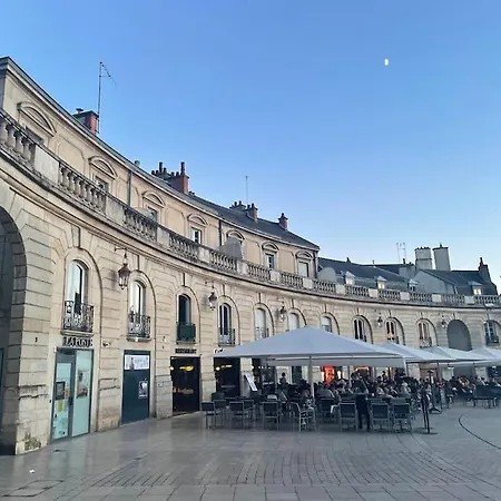 Les Vues De Lily - Dijon Apartment Exterior photo